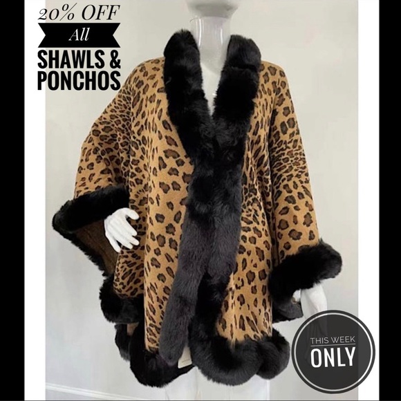 Elegant Women's - Leopard Pattern Faux Fur Poncho Cape - Black - Picture 1 of 3